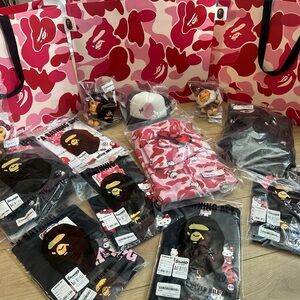 BAPE Women's Black Hello Kitty Short Sleeve Tee